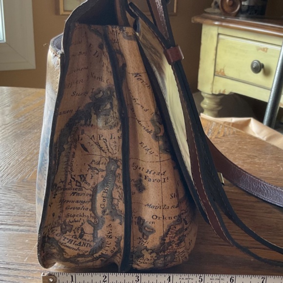 Patricia Nash saddle bag European Maps handbag - Picture 3 of 8